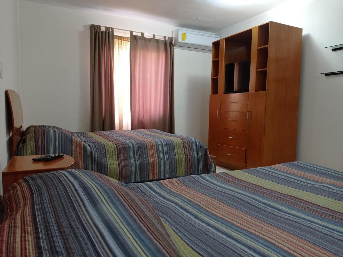 Confort Ejecutivo Suites Lindavista Guadalupe  Buitenkant foto
