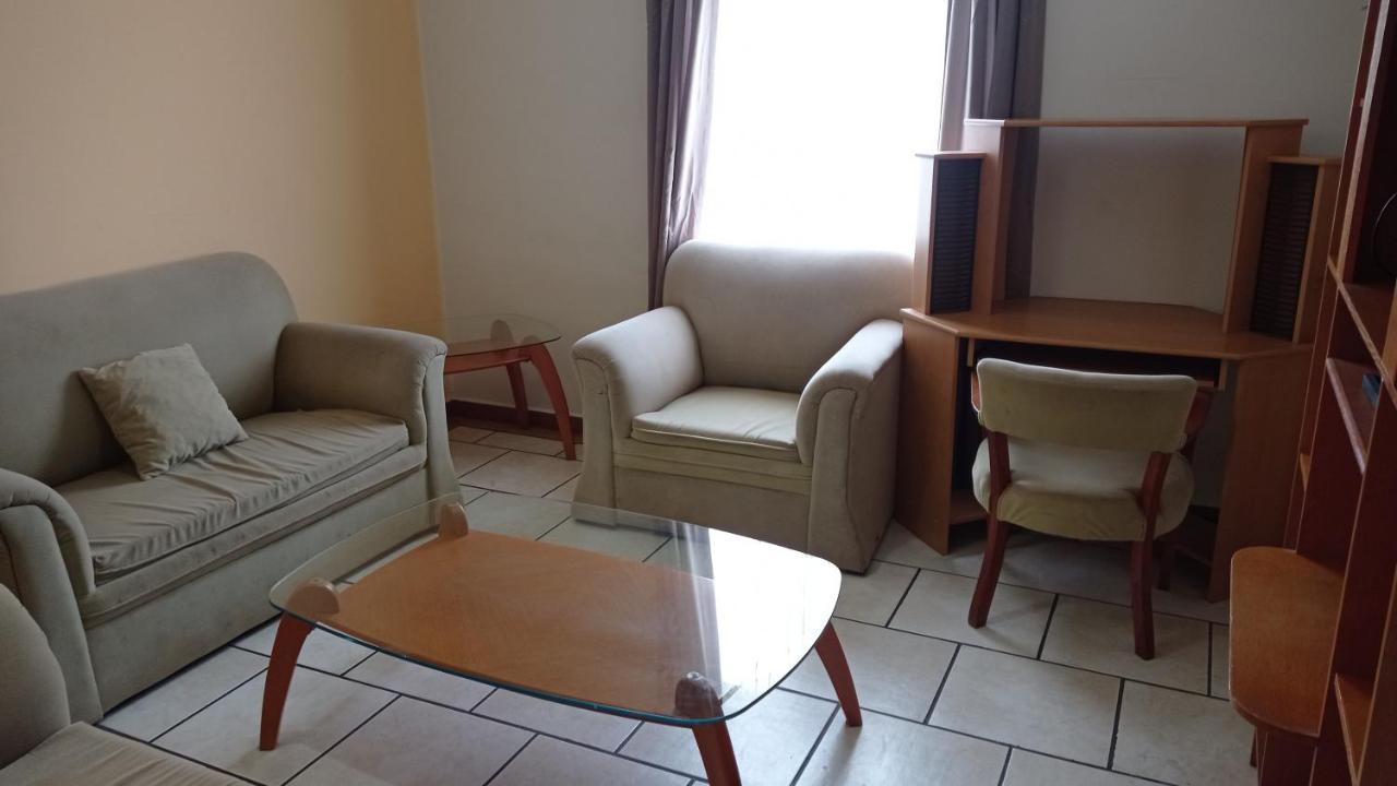 Confort Ejecutivo Suites Lindavista Guadalupe  Buitenkant foto