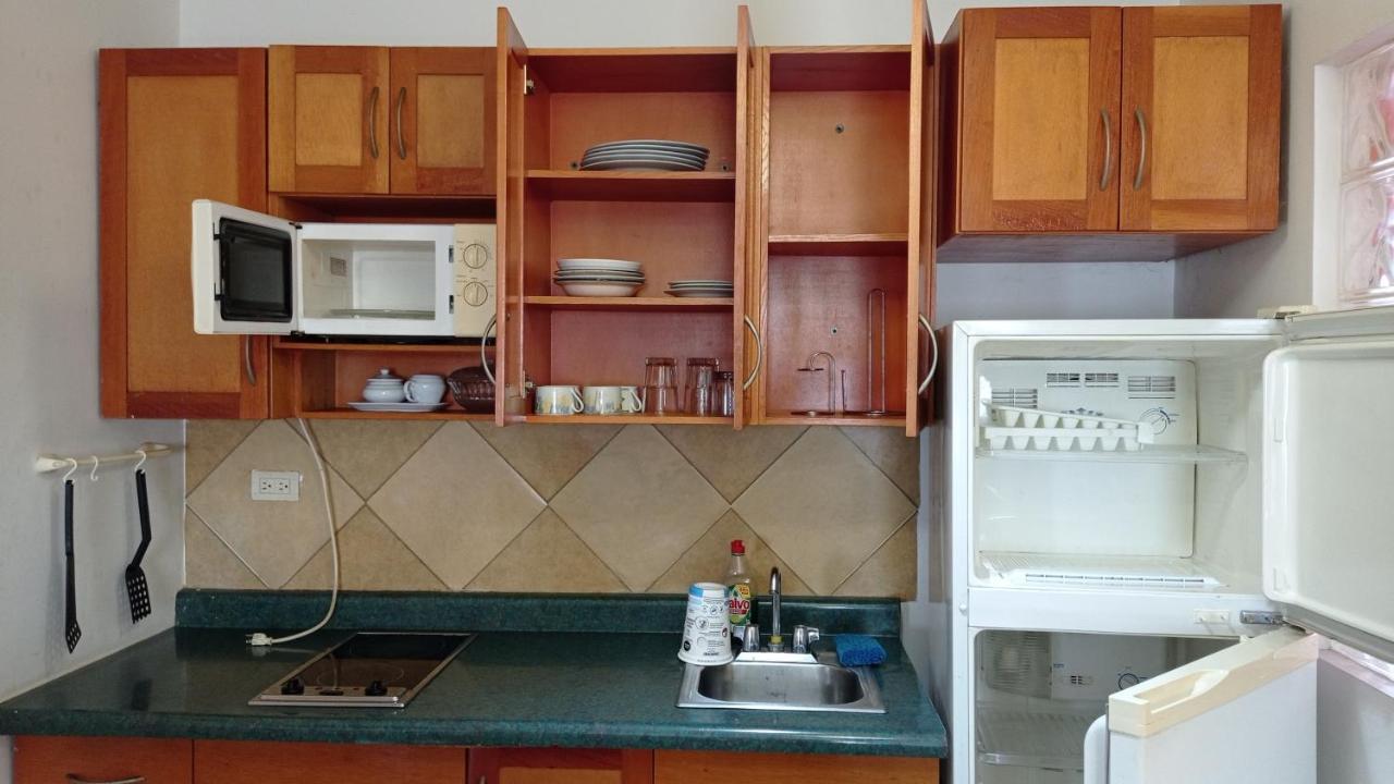 Confort Ejecutivo Suites Lindavista Guadalupe  Buitenkant foto