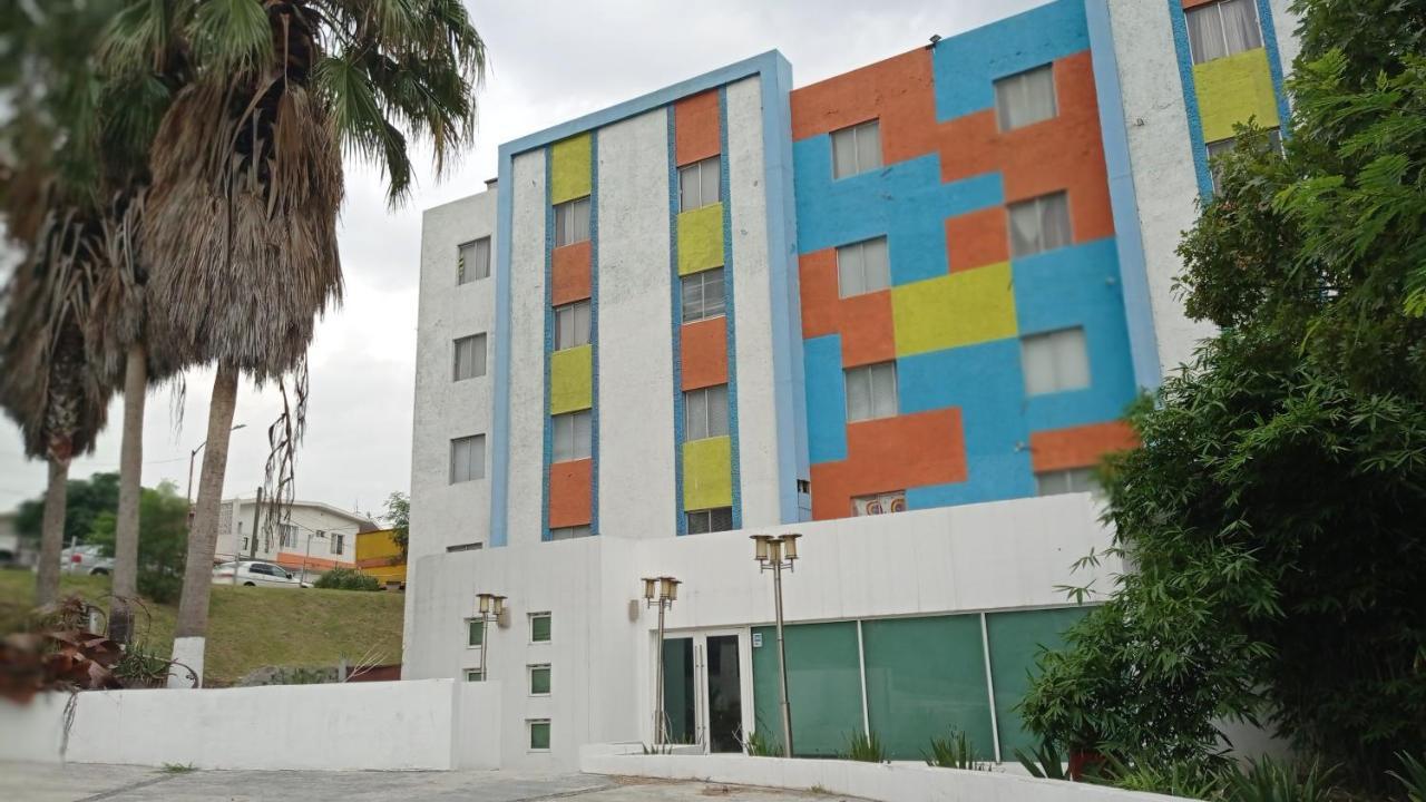 Confort Ejecutivo Suites Lindavista Guadalupe  Buitenkant foto