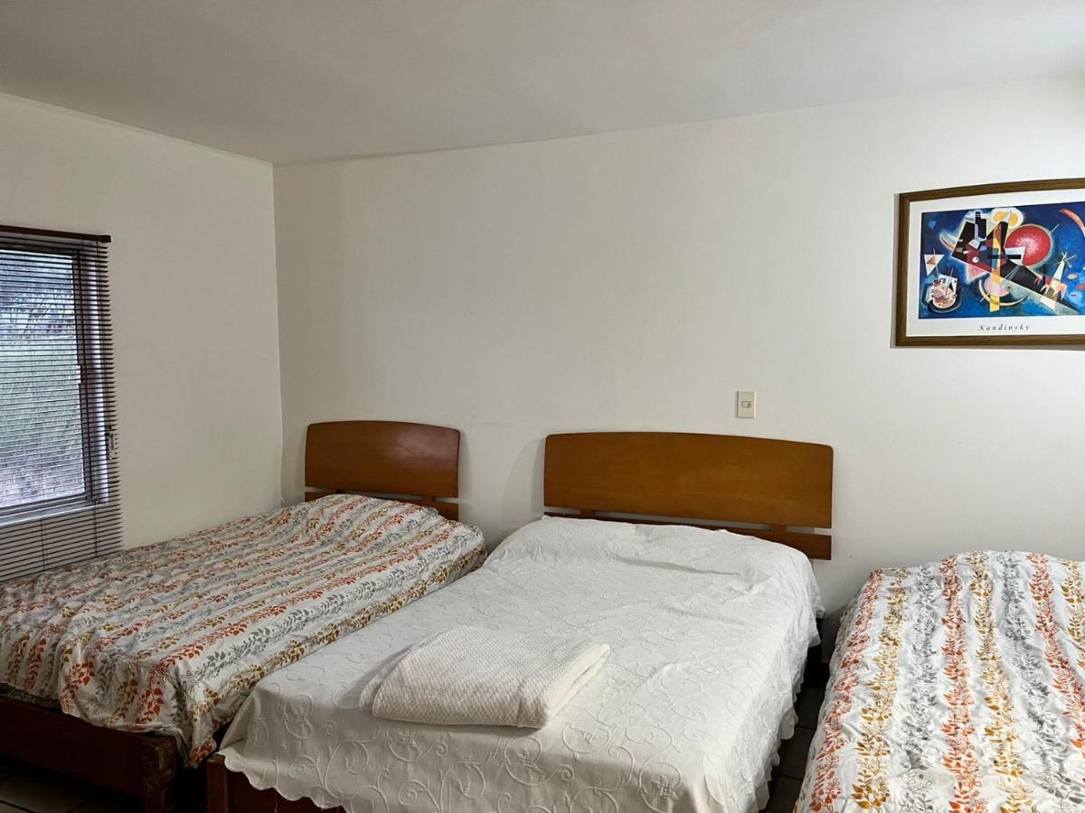 Confort Ejecutivo Suites Lindavista Guadalupe  Buitenkant foto