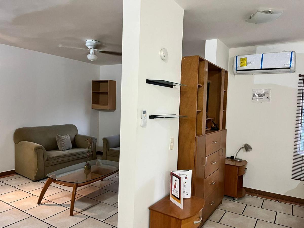 Confort Ejecutivo Suites Lindavista Guadalupe  Buitenkant foto